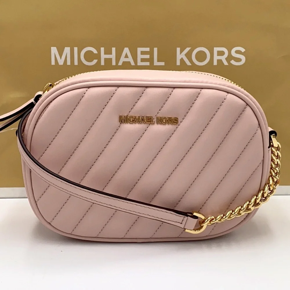 MICHAEL KORS ROSE SM OVAL CAMERA XBODY POWDER BLS - Picture 2 of 16